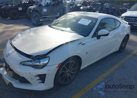 2019 Toyota 86 z USA, uszkodzony, nr VIN JF1ZNAA1XK8702312